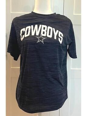 Men's Size Large Nike Dallas Cowboys Moisture Wicking T-Shirt